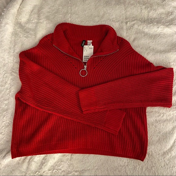 Red Sweater - Picture 4 of 6